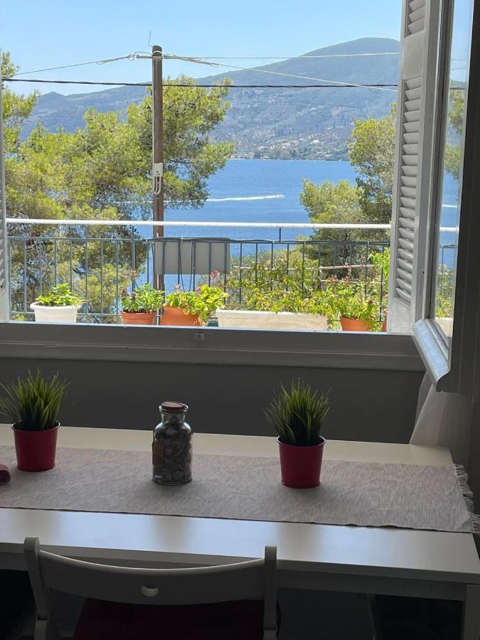 Serenity Yard Apartment Poros Town Buitenkant foto