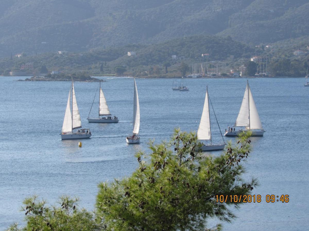 Serenity Yard Apartment Poros Town Buitenkant foto